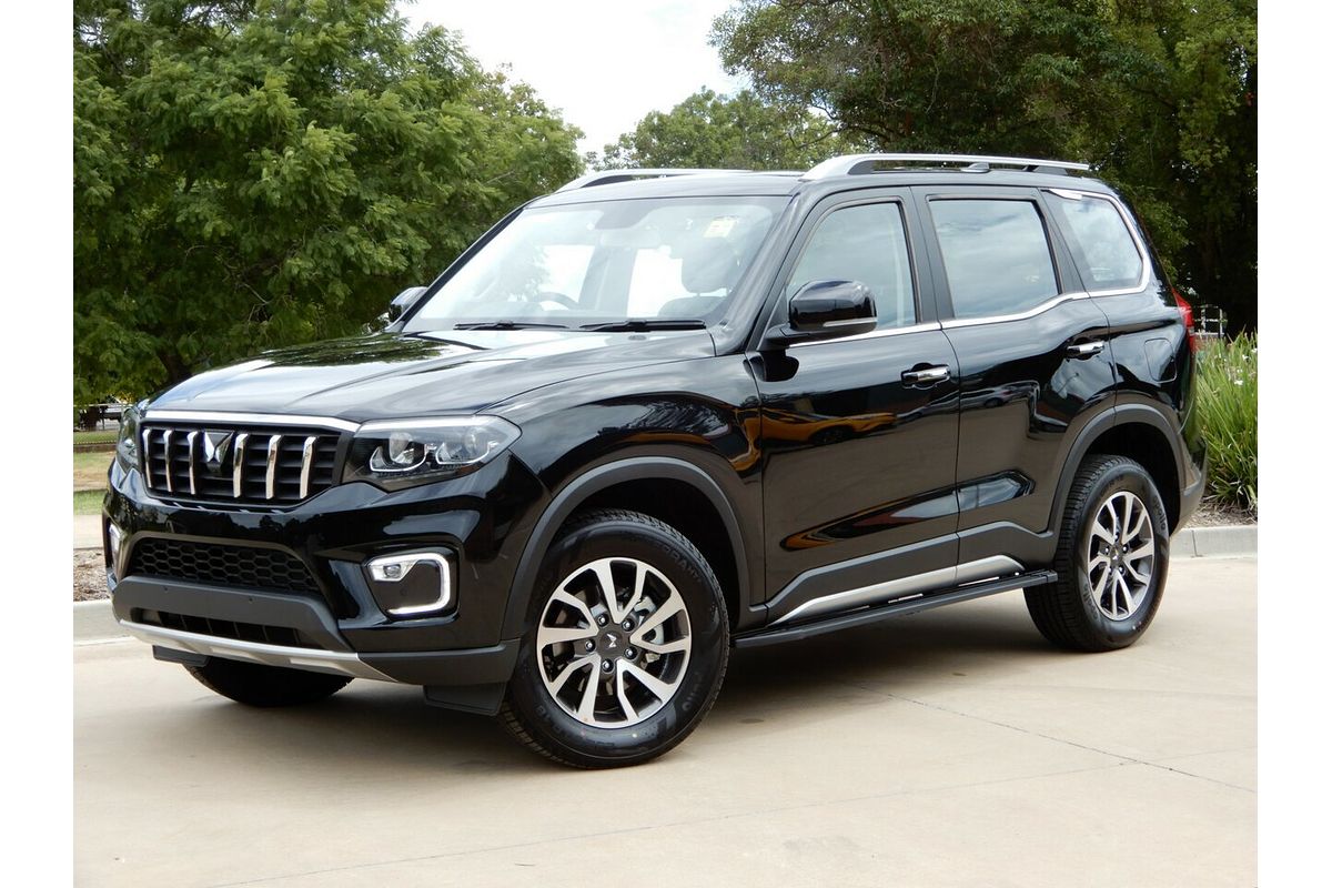 2025 Mahindra Scorpio Z8L