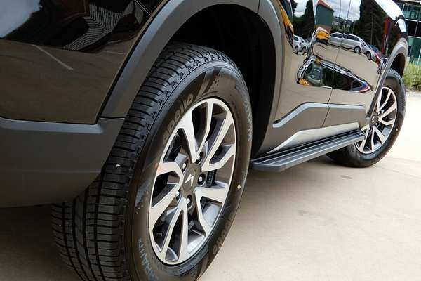 2025 Mahindra Scorpio Z8L