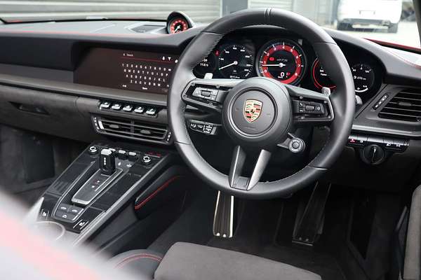 2024 Porsche 911 Carrera GTS 992