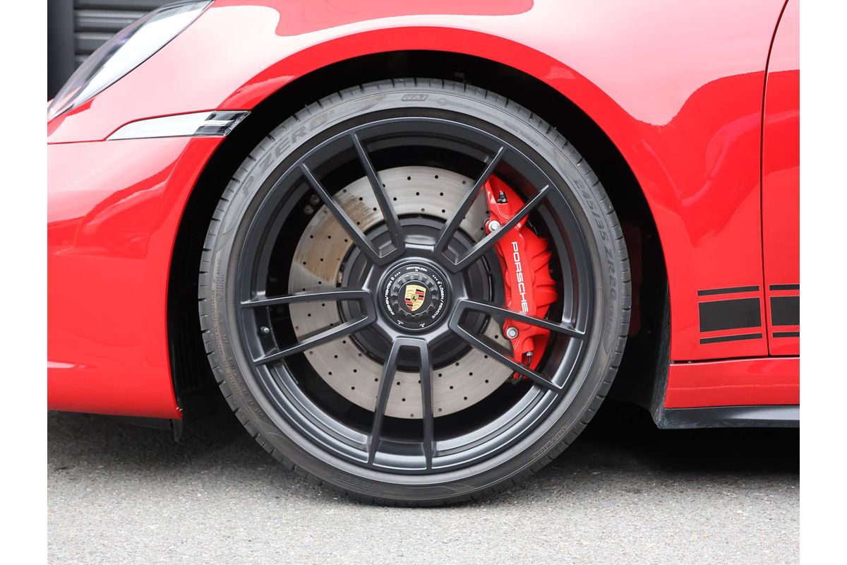 2024 Porsche 911 Carrera GTS 992