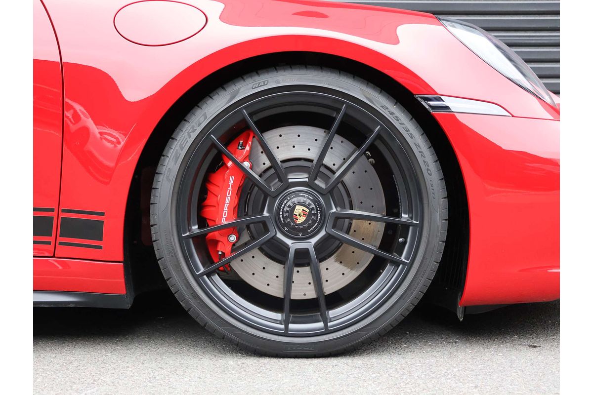 2024 Porsche 911 Carrera GTS 992