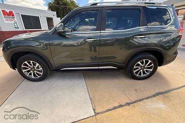 2024 Mahindra Scorpio Z8L