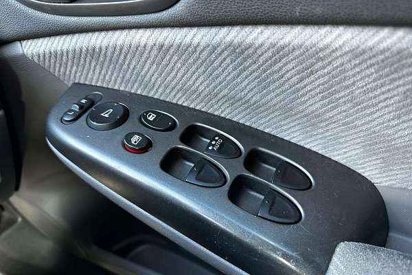 2011 Honda Civic VTi-L 8th Gen