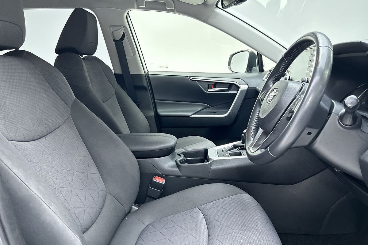 2021 Toyota RAV4 GXL AXAH52R