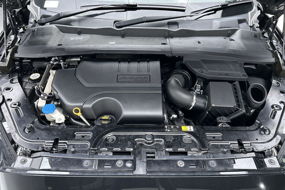 2019 Jaguar E-PACE D240 SE X540
