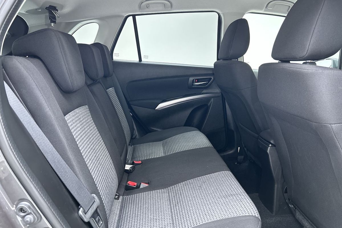 2023 Suzuki S-Cross GL+ JYB