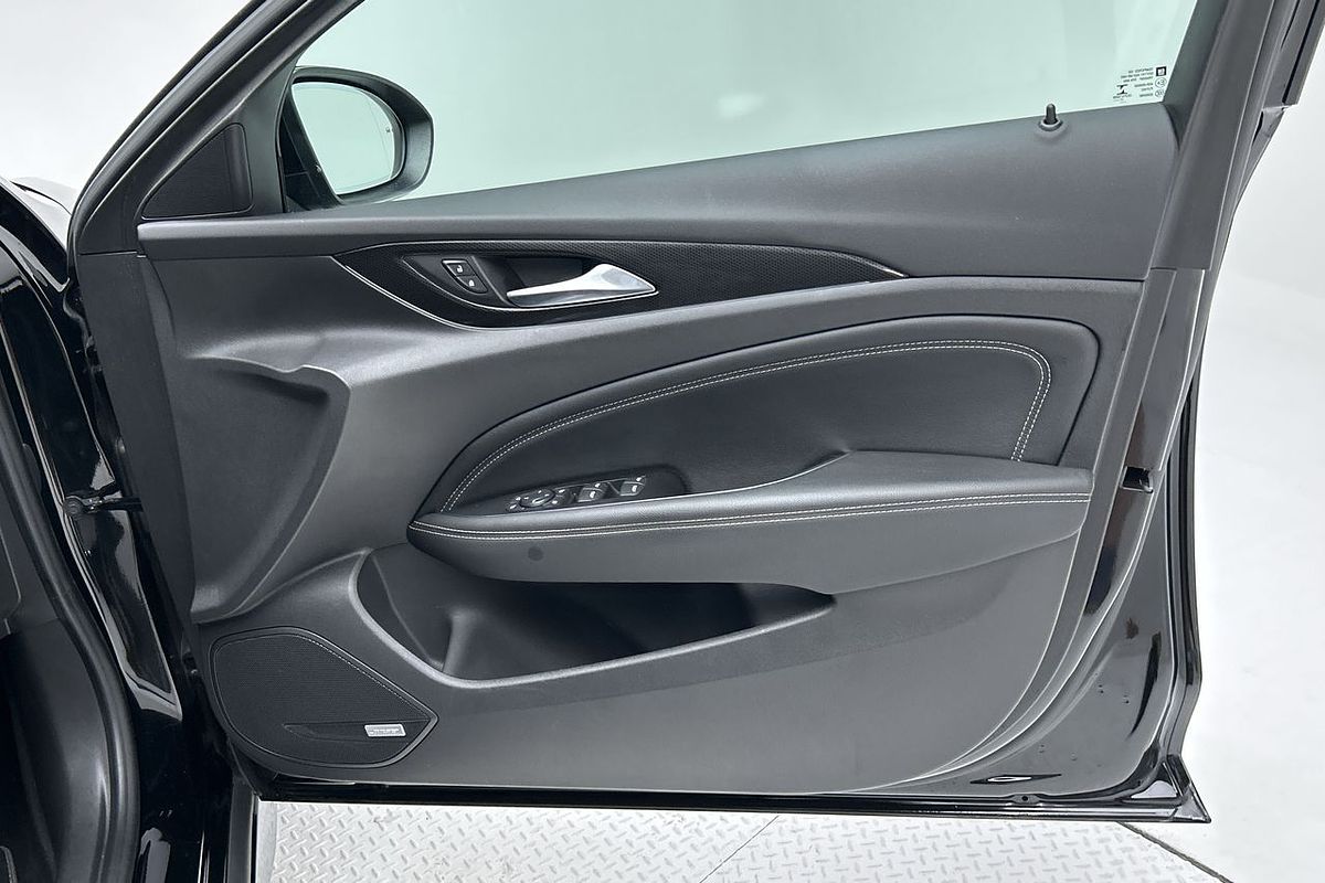 2017 Holden Commodore VXR ZB