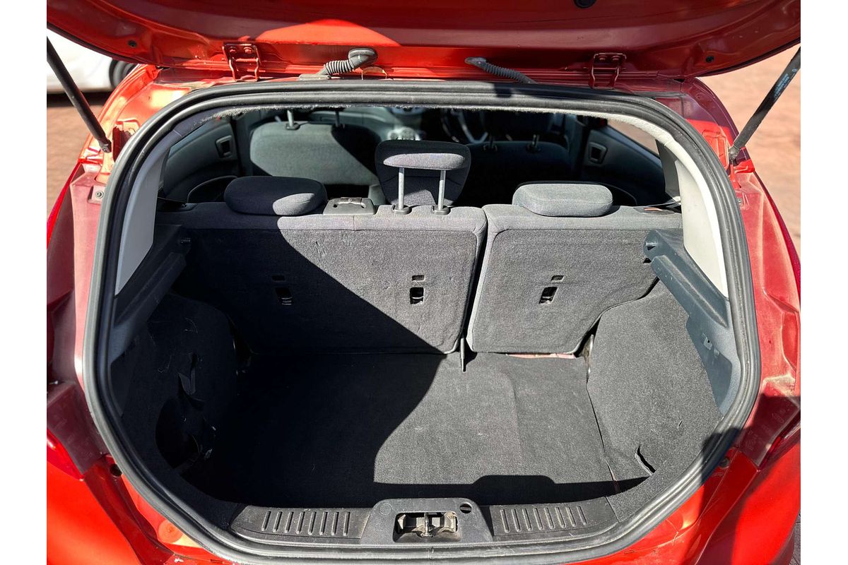 2012 Ford Fiesta LX WT