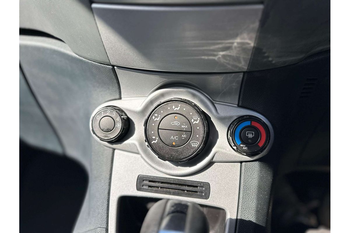 2012 Ford Fiesta LX WT
