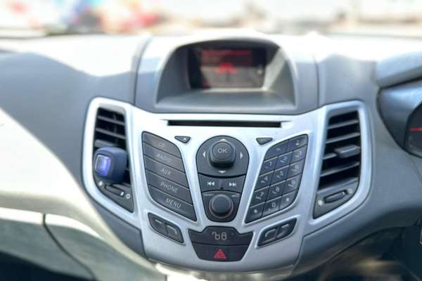 2012 Ford Fiesta LX WT