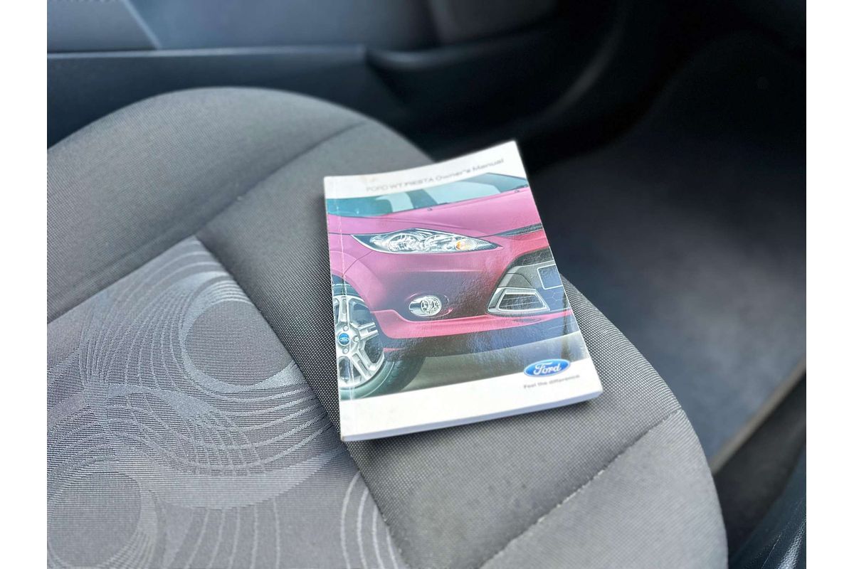 2012 Ford Fiesta LX WT