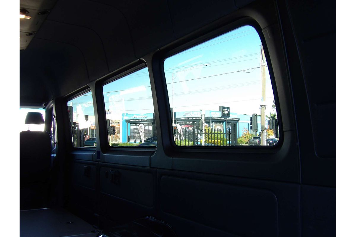 2023 Mercedes-Benz Sprinter 517CDI VS30