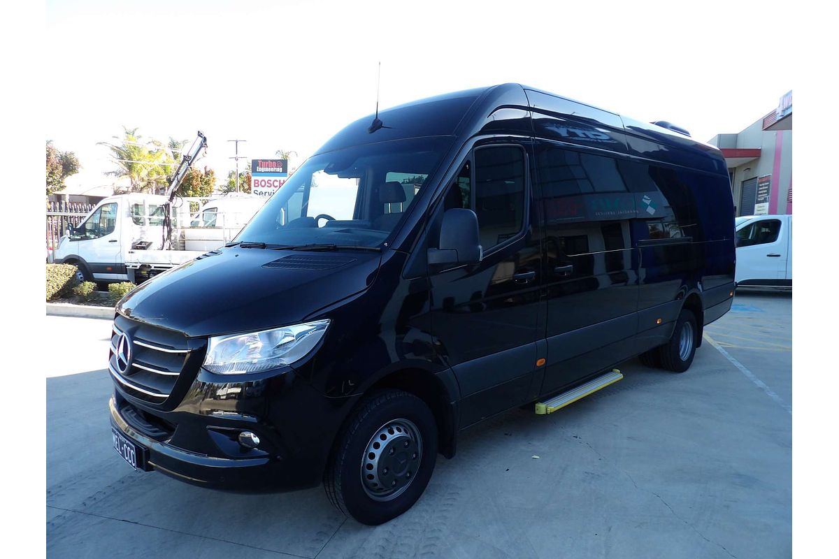 2023 Mercedes-Benz Sprinter 517CDI VS30