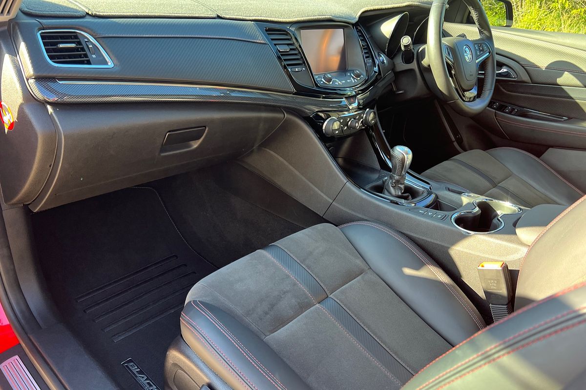 2016 Holden Commodore SV6 Black VF Series II