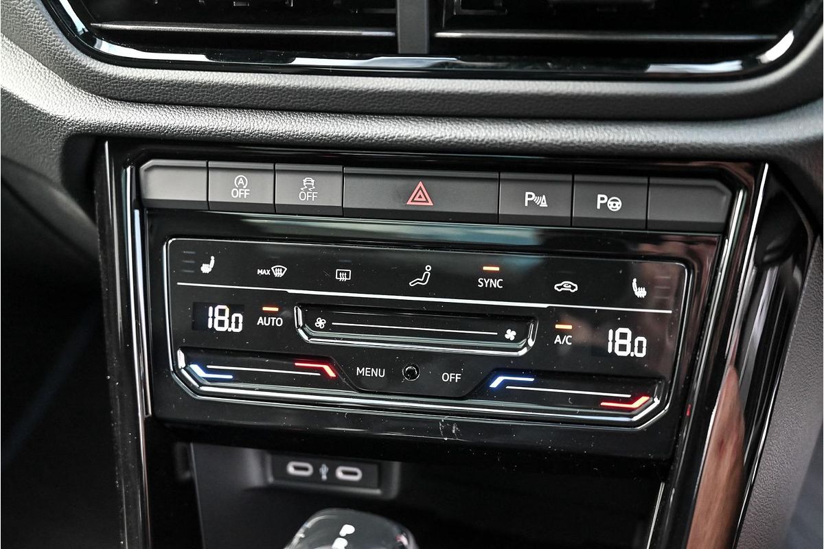 2025 Volkswagen T-Roc R Wolfsburg Edition D11