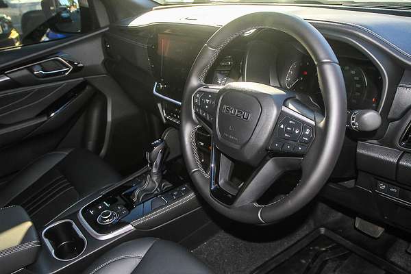 2025 Isuzu MU-X LS-T
