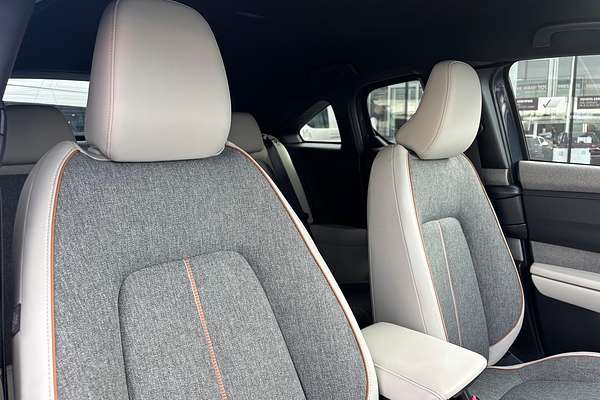 2021 Mazda MX-30 G20e Touring DR Series