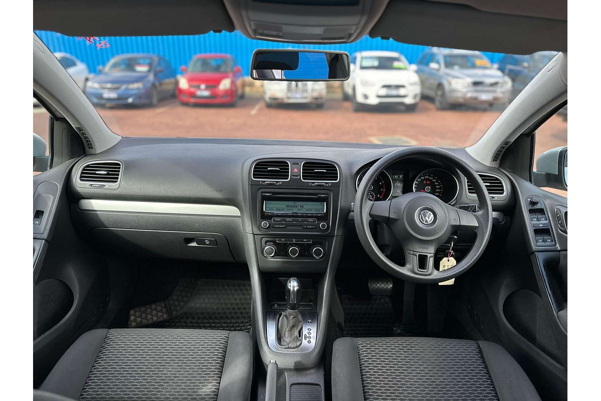2011 Volkswagen Golf 77TSI VI
