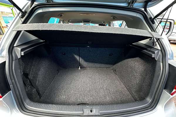2011 Volkswagen Golf 77TSI VI