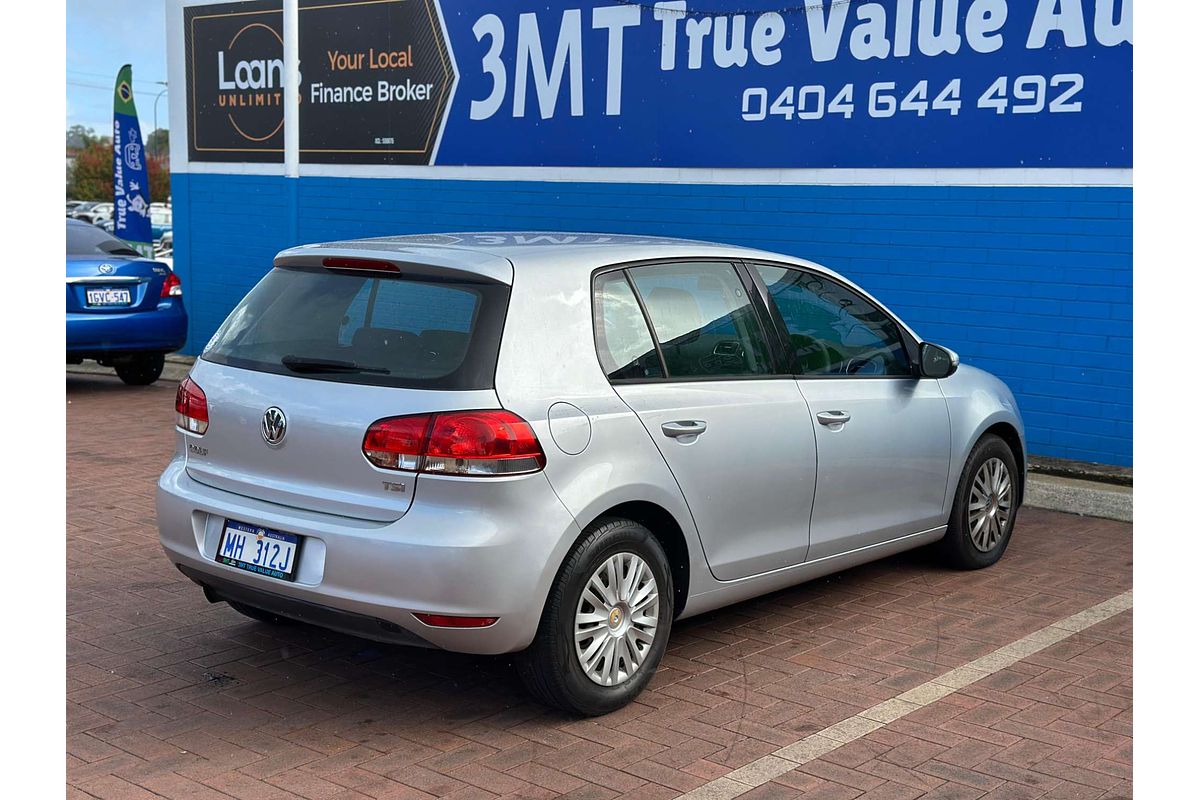 2011 Volkswagen Golf 77TSI VI
