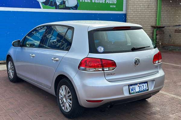 2011 Volkswagen Golf 77TSI VI