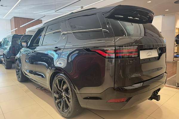2024 Land Rover Discovery D350 Dynamic SE Series 5