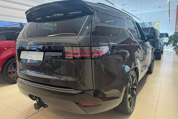 2024 Land Rover Discovery D350 Dynamic SE Series 5
