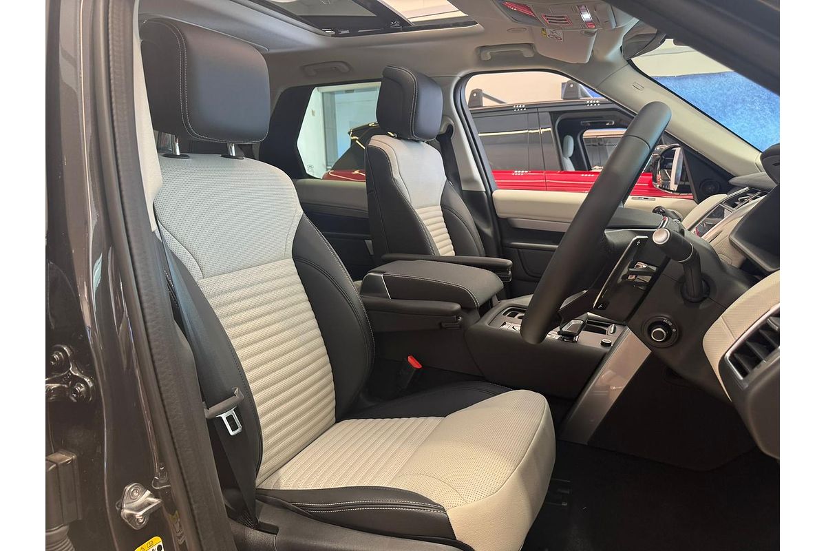 2024 Land Rover Discovery D350 Dynamic SE Series 5