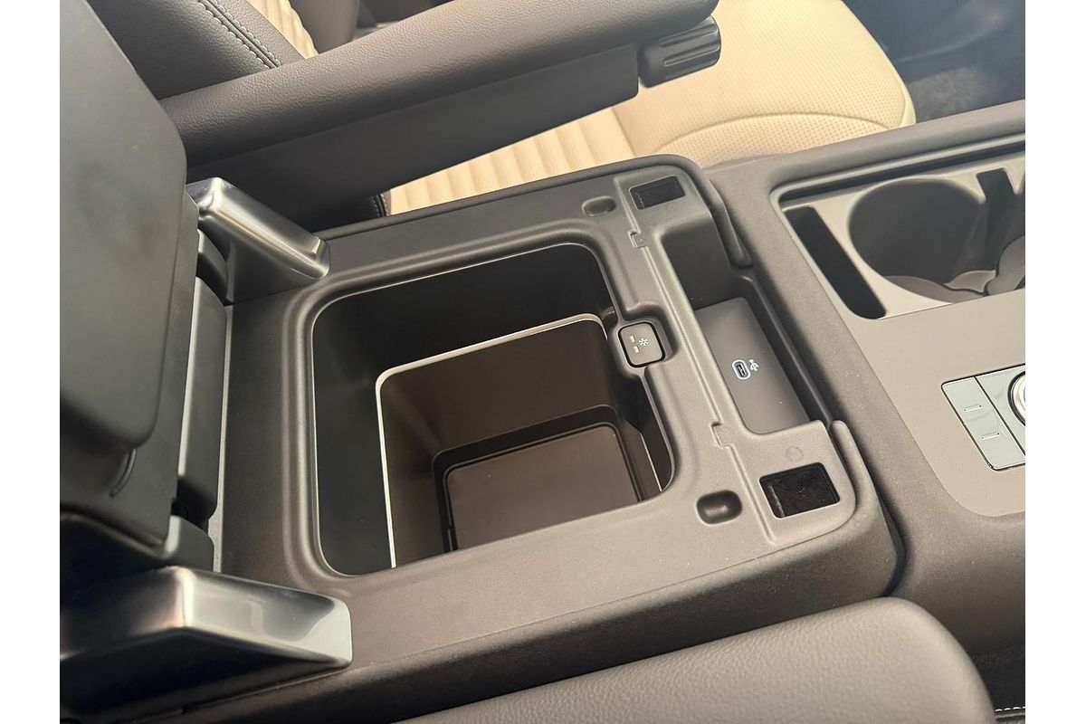 2024 Land Rover Discovery D350 Dynamic SE Series 5
