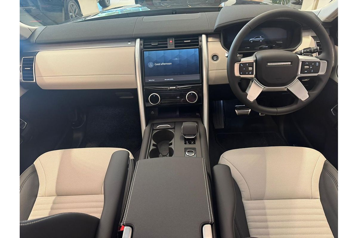 2024 Land Rover Discovery D350 Dynamic SE Series 5