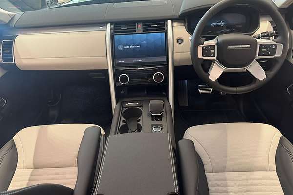 2024 Land Rover Discovery D350 Dynamic SE Series 5