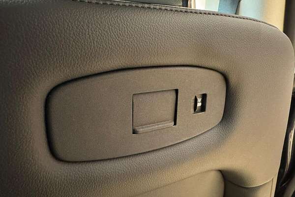 2024 Land Rover Discovery D350 Dynamic SE Series 5