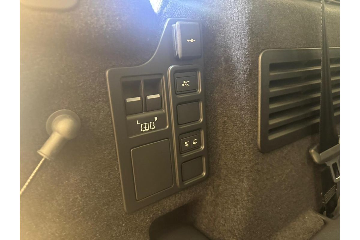 2024 Land Rover Discovery D350 Dynamic SE Series 5
