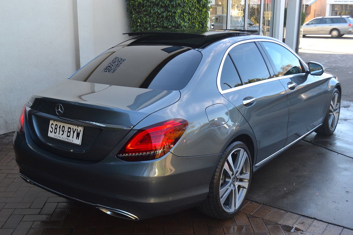 2018 Mercedes-Benz C-Class C300 W205