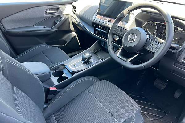 2024 Nissan QASHQAI ST J12