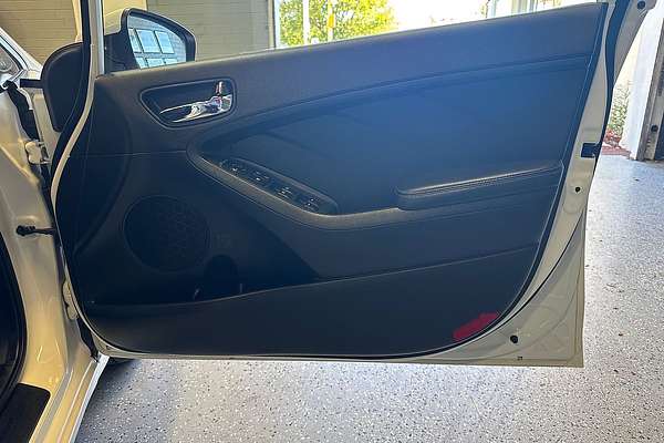 2015 Kia Cerato Si YD