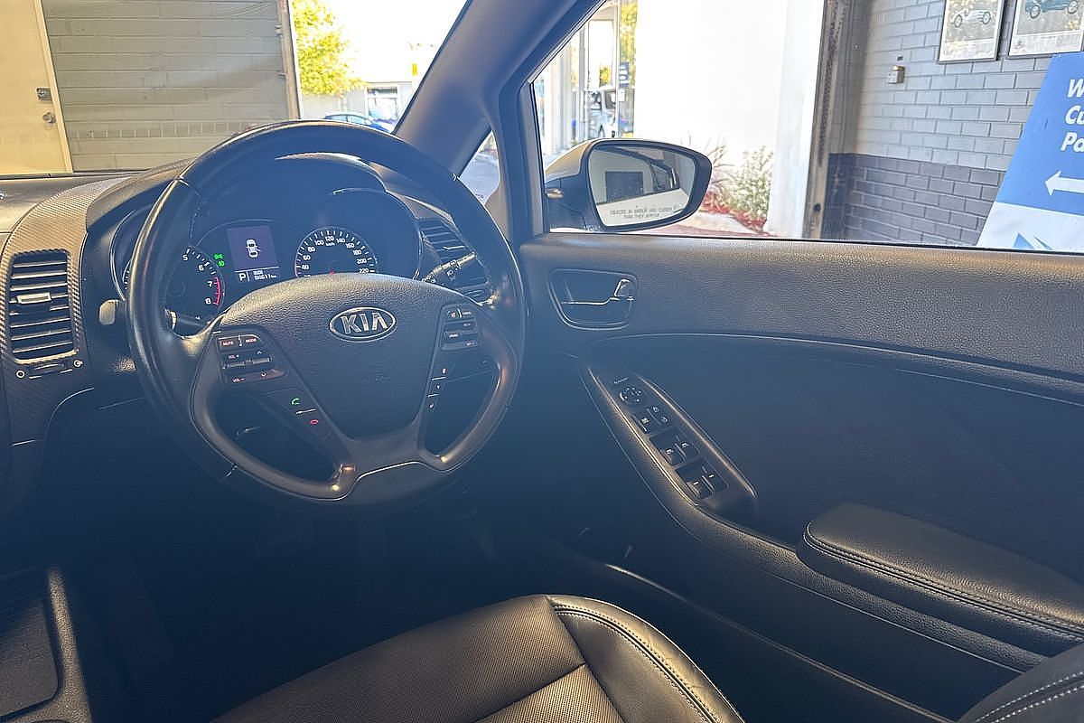2015 Kia Cerato Si YD