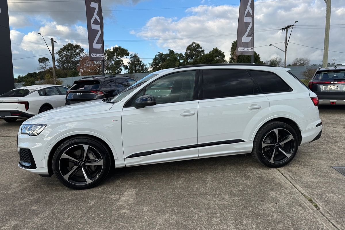 2021 Audi Q7 55 TFSI S line 4M