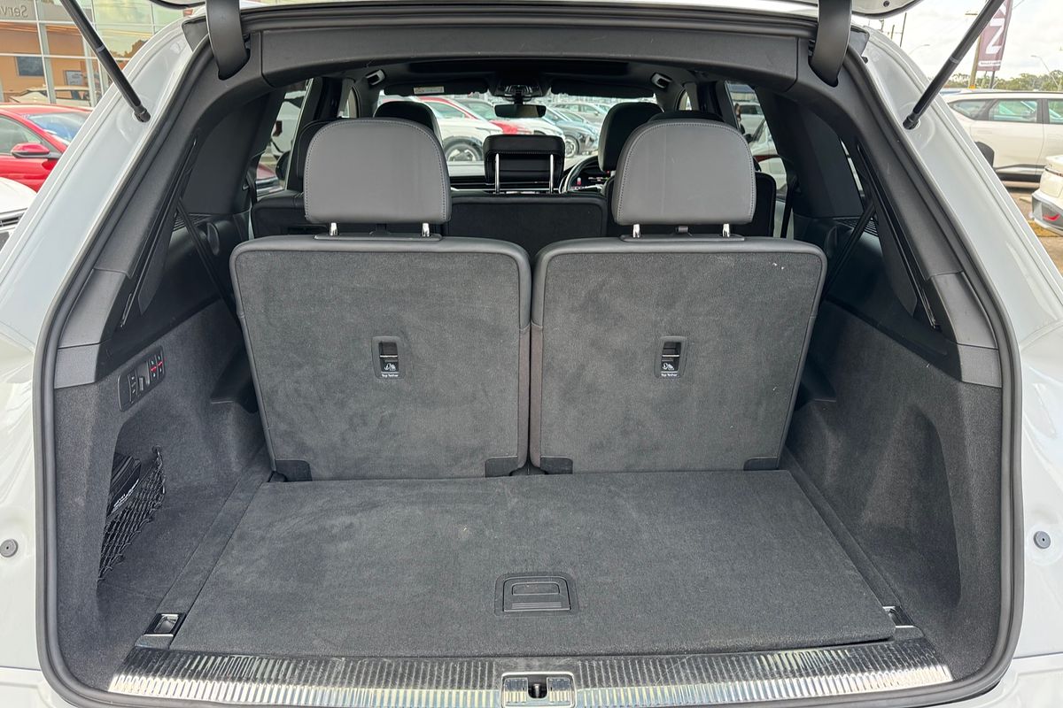 2021 Audi Q7 55 TFSI S line 4M
