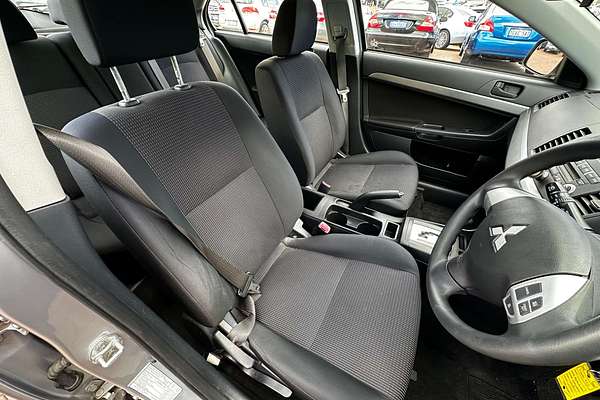 2009 Mitsubishi Lancer ES CJ