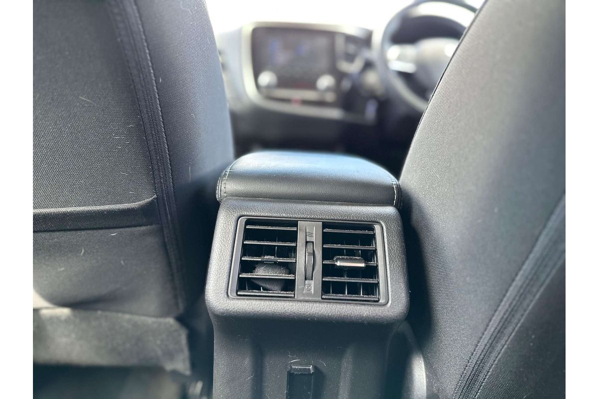 2019 Mitsubishi Outlander ES ZL