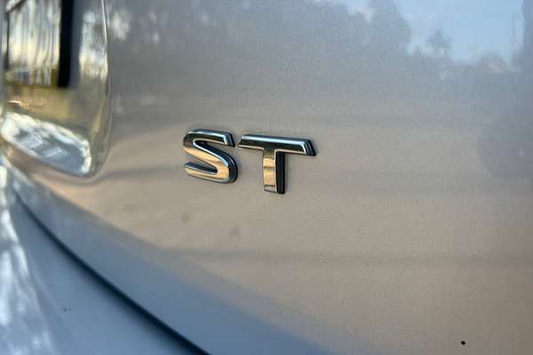2020 Nissan Pathfinder ST R52 Series III