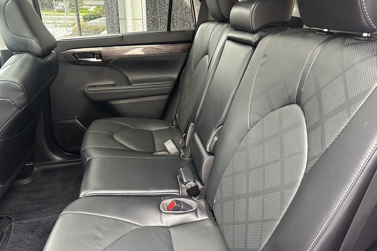 2022 Toyota Kluger Grande AXUH78R