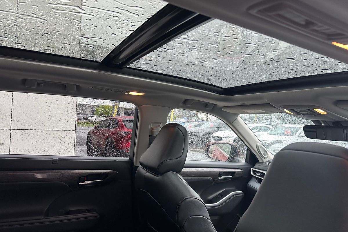 2022 Toyota Kluger Grande AXUH78R