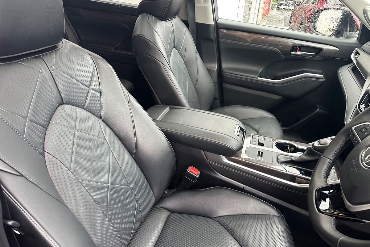 2022 Toyota Kluger Grande AXUH78R