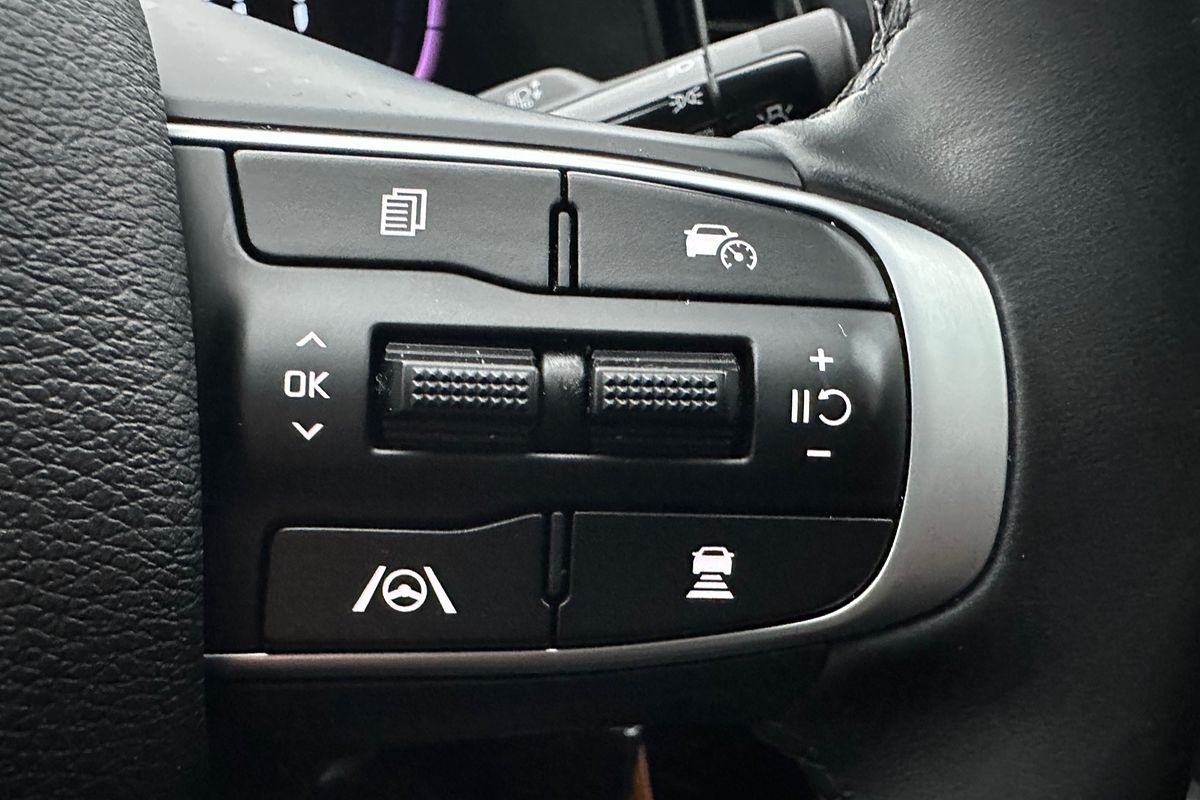 2022 Kia Sportage SX NQ5