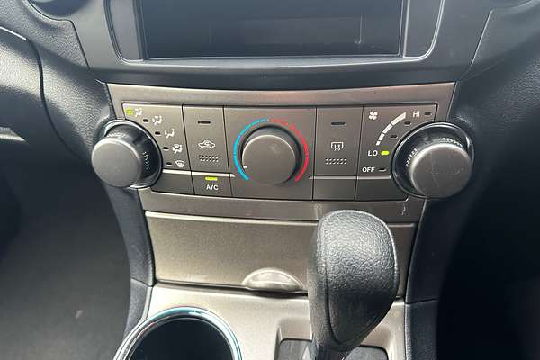 2013 Toyota Kluger KX-R GSU45R