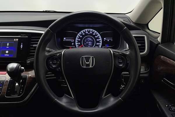 2016 Honda Odyssey VTi-L 5th Gen