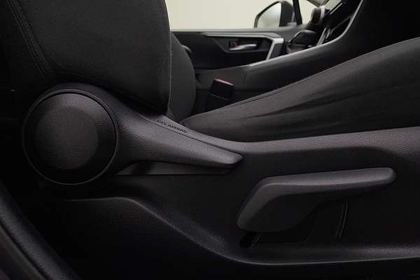 2019 Toyota RAV4 GXL AXAH54R