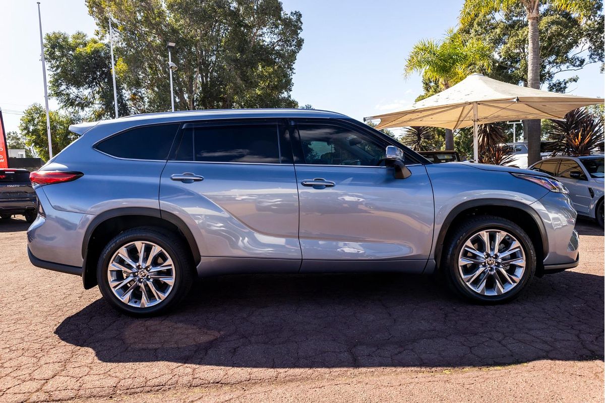 2022 Toyota Kluger Grande GSU70R